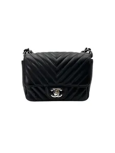 Pre-owned CHANEL leather Crossbody Bags Black Chevron Quilted Mini Square Flap Bag(30***16) CC1812