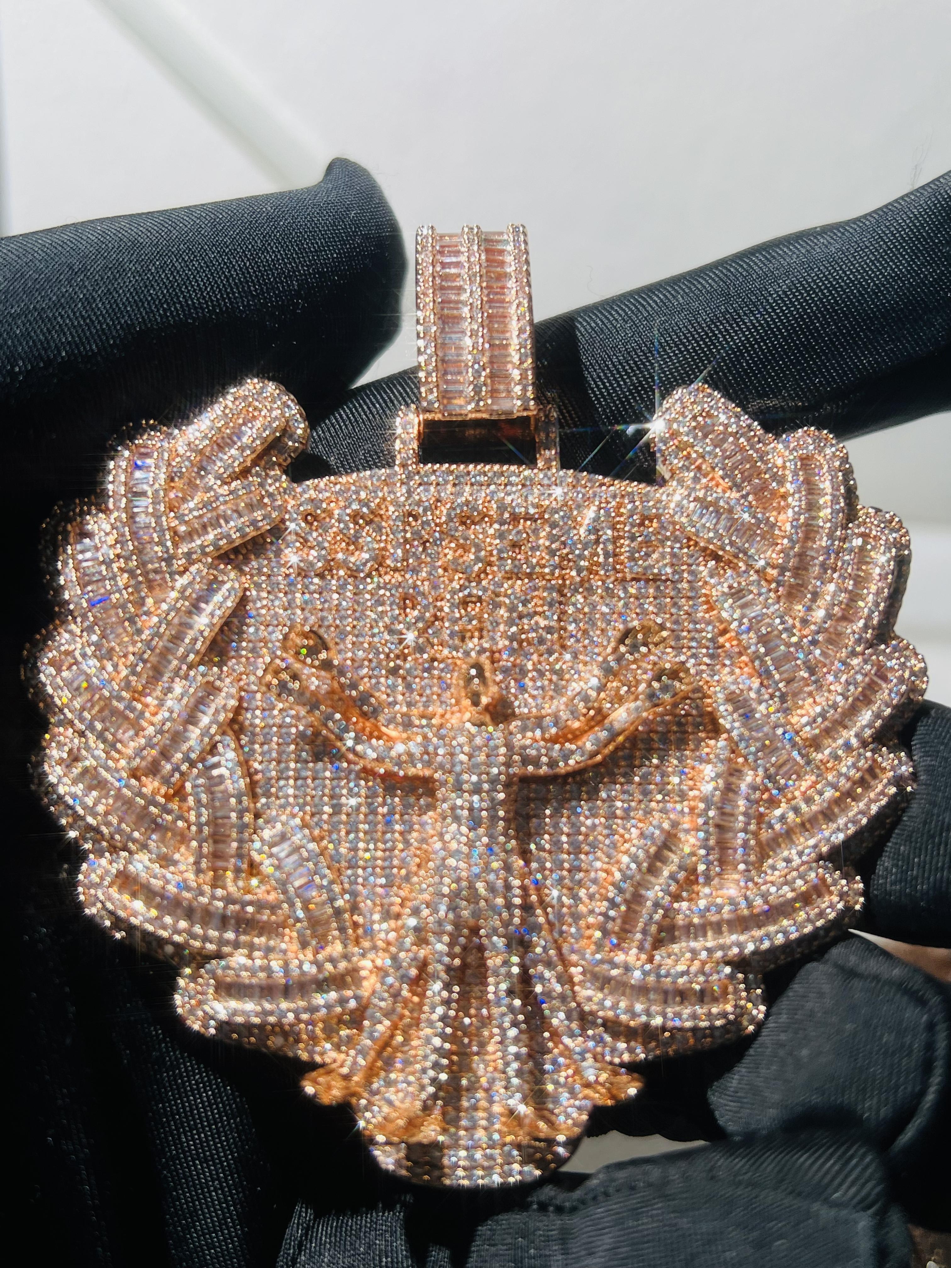 Custom Jesus Pendant VVS Ice Feeling Badge High-End Luxury Diamond Pendant Rose Gold Custom Symbol Pendant Hip-Hop Anniversary Gift