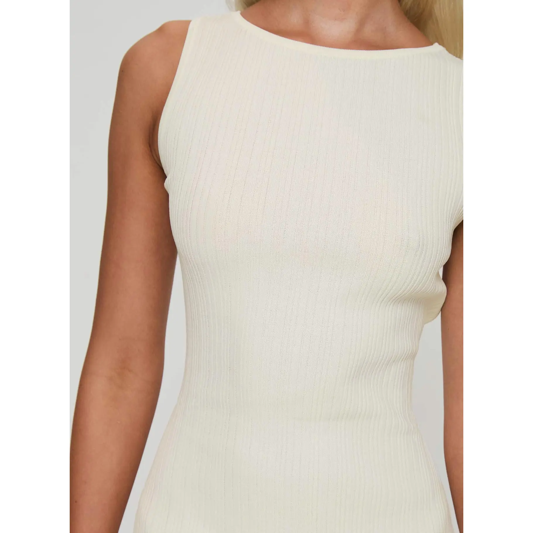 vintage chanel mini dress Chanel Pearl White Sleeveless Sequin and Crystal Embellished Mini Dres   Sellier