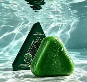 Natural herbal shampoo bar - Free of benzoates and sulfates, making it an ideal gift for Father's Day
