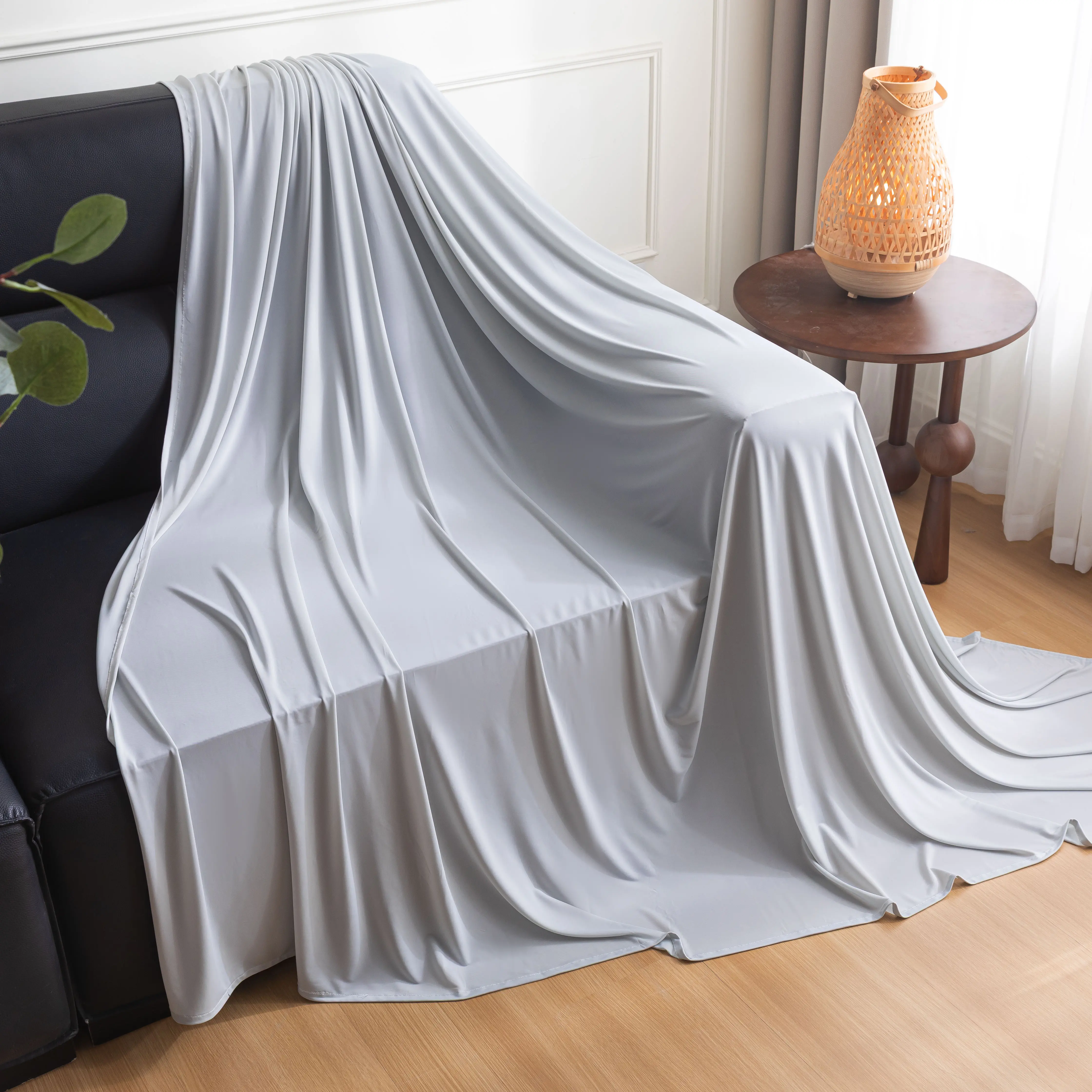 Summer Cooling Blanket Cooling Duvet Ice Silk Double Layer Air Conditioning Quilt Luxury Silky Glaze Ultra Soft Smooth Lightweight Machine Washable for Hot Sleepers Night Sweats Bed Couch Sofa Travel Dormitory