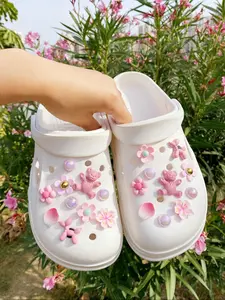 20pcs Bear Dog Flower Petal Shoe Charms DIY Decorations, Women's Sandals Slippers Beach Bag Accessories, Perfect Party Gifts