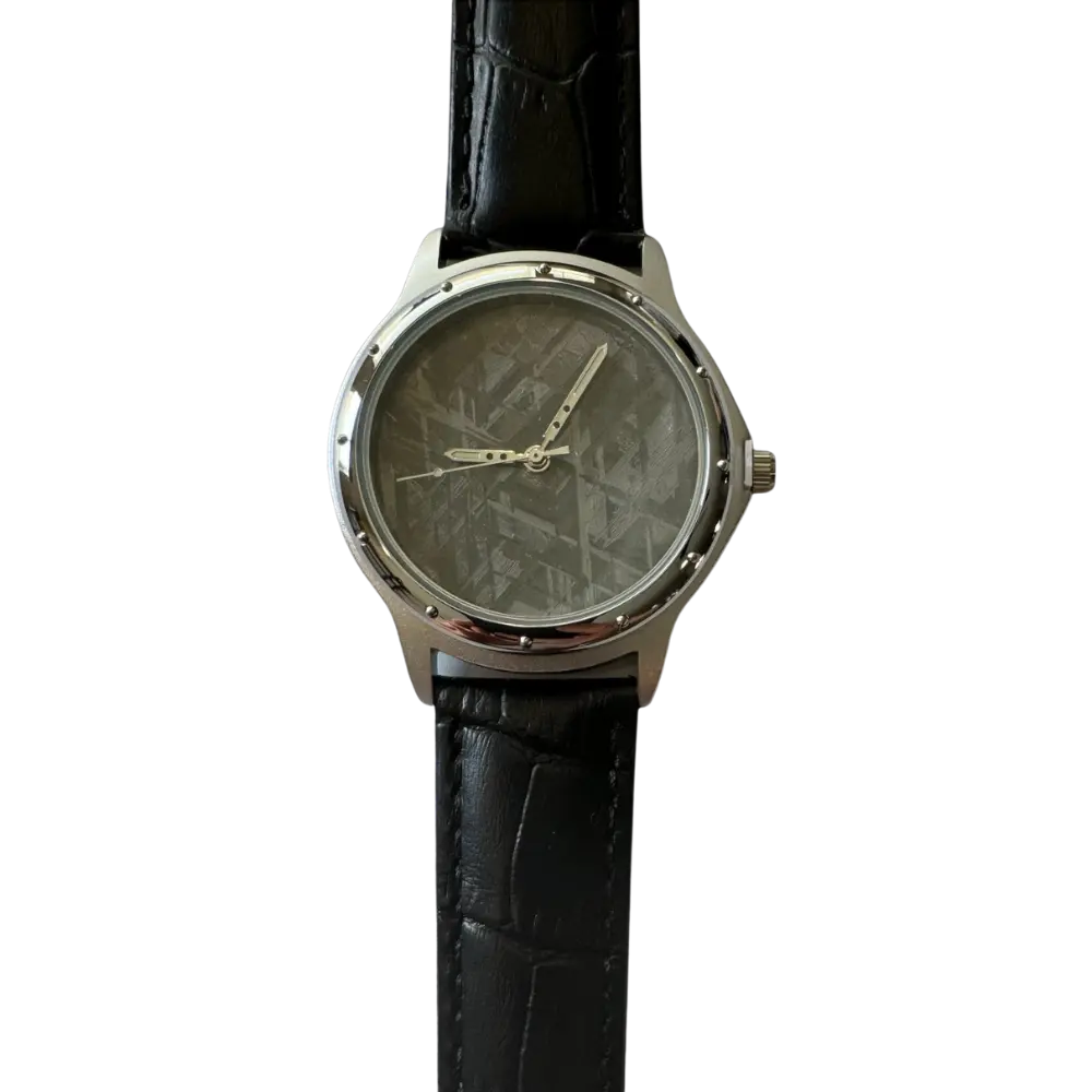Minimalistic Meteorite Watch Minimalistic Meteorite Watch