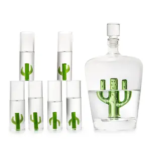 The Wine Savant Tequila Decanter Set with Cactus Decanter & 6 Cactus Shot Glasses Set, Holiday Gifts for Tequila Lovers, 25 Ounce Bottle, 3 Ounce Shot Glasses Cinco De Mayo, Reposado Gift (Cactus)