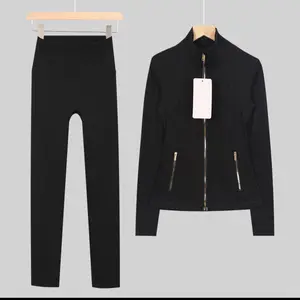 Define jacket yoga set