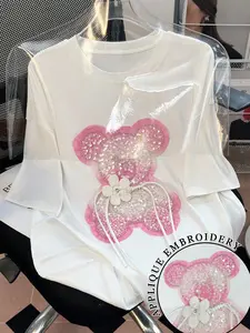 Women's Casual Knit T-Shirt Round Neck with Cartoon Bear Print, Stylish and Comfortable Everyday Summer Top for Young Adults, Fitted Fashion for Outdoor Activities