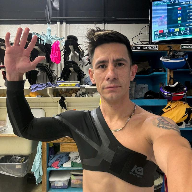 K2 BioKinetic Youth Sleeve - Lightweight Compression Sleeve with MuscleWeb Technology, Adjustable Detachable Body & Wrist Straps for Targeted Support