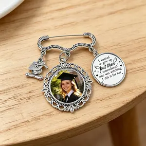 Personalized Graduation Memorial Pin with Photo Charm, Custom Tassel Memory Keepsake for Class of 2026 Senior Graduation Gift