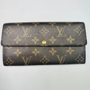 Pre-owned Louis Vuitton FINAL SALE Small Leather Goods Monogram Sarah Wallet CA0190