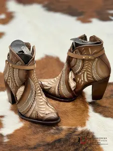 WOMENS CUADRA MAPLE EMBROIDERY & HARNESS SHORT BOOT CU642