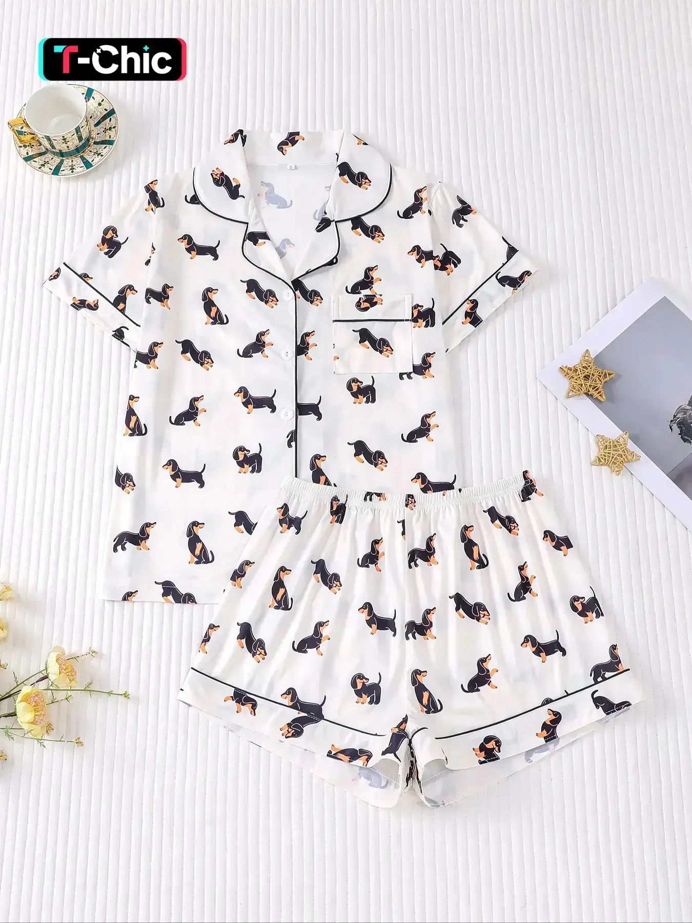 Women's Dachshund Print Knitted Shirt & Elastic Waist Shorts Pajama Two-piece Set, Casual Comfy Fitted Short Sleeve Top & Shorts Loungewear Set, Ladies Sleepwear for Summer, Womenswear