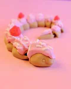 3D Printed Cake Snake Miniature, 9.5” Articulated Collectible Figure, Cute Dessert Serpent, Fantasy Shelf Decor, Unique Gift