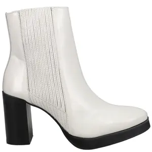 Matisse Womens Ava Round Toe Pull On Casual Boots Ankle High Heel 3" & Up - White