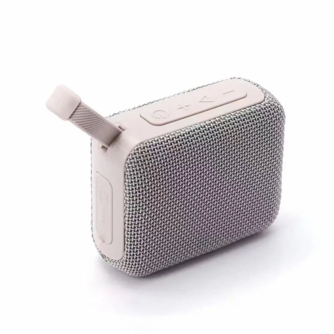 Outdoor Portable Waterproof Mini 800mah 5W Speaker Customized Promotional Gifts Bluelooth Speaker for Home Party Audio  Smartphone
