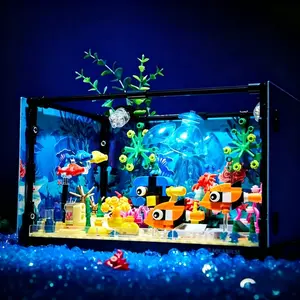 725 Piece DIY Building Blocks, Educational Ocean Animal Toy, Detachable Background, Perfect Gift for Ocean Lovers and Kids