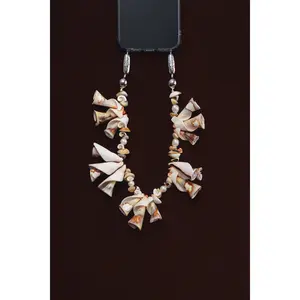 Fluted Shell + Pearl Wristlet