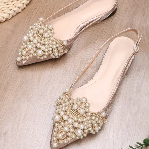 Women's Pearl Buckle Sandals, Classy Sandal, Comfortable French Style Slip-On Shoes, Outdoor Party Versatile Slippers, Elegant Flat Heel Footwear, Flat Dress Sandals, Flat Sole Sandals, Fashionable Footwear, Buckle Design Sandals, All Match Sandals
