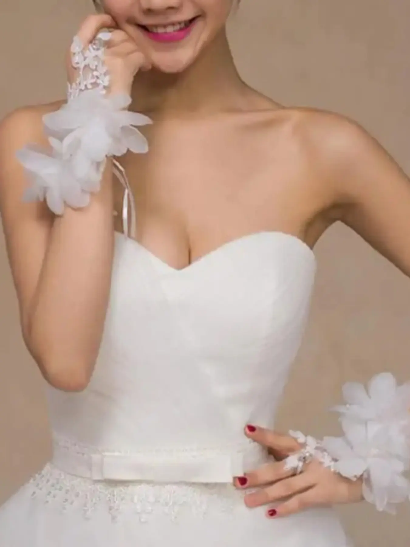 Bridal Wedding Gloves with Flower Design, Rhinestone Embellished Hollow Out Korean Style, Perfect for Bridesmaids & Special Occasions