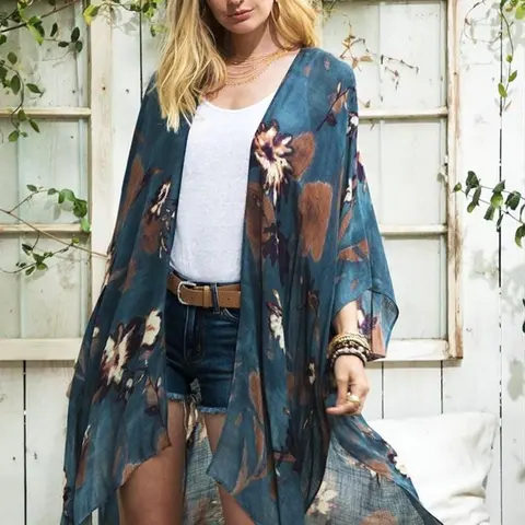 Women's Floral Print Batwing Sleeve Bohemian Top, Boho Casual Sheer Split Hem Cover Up Beach Coverups for Beach Holiday Vacation, Ladies Summer Clothes