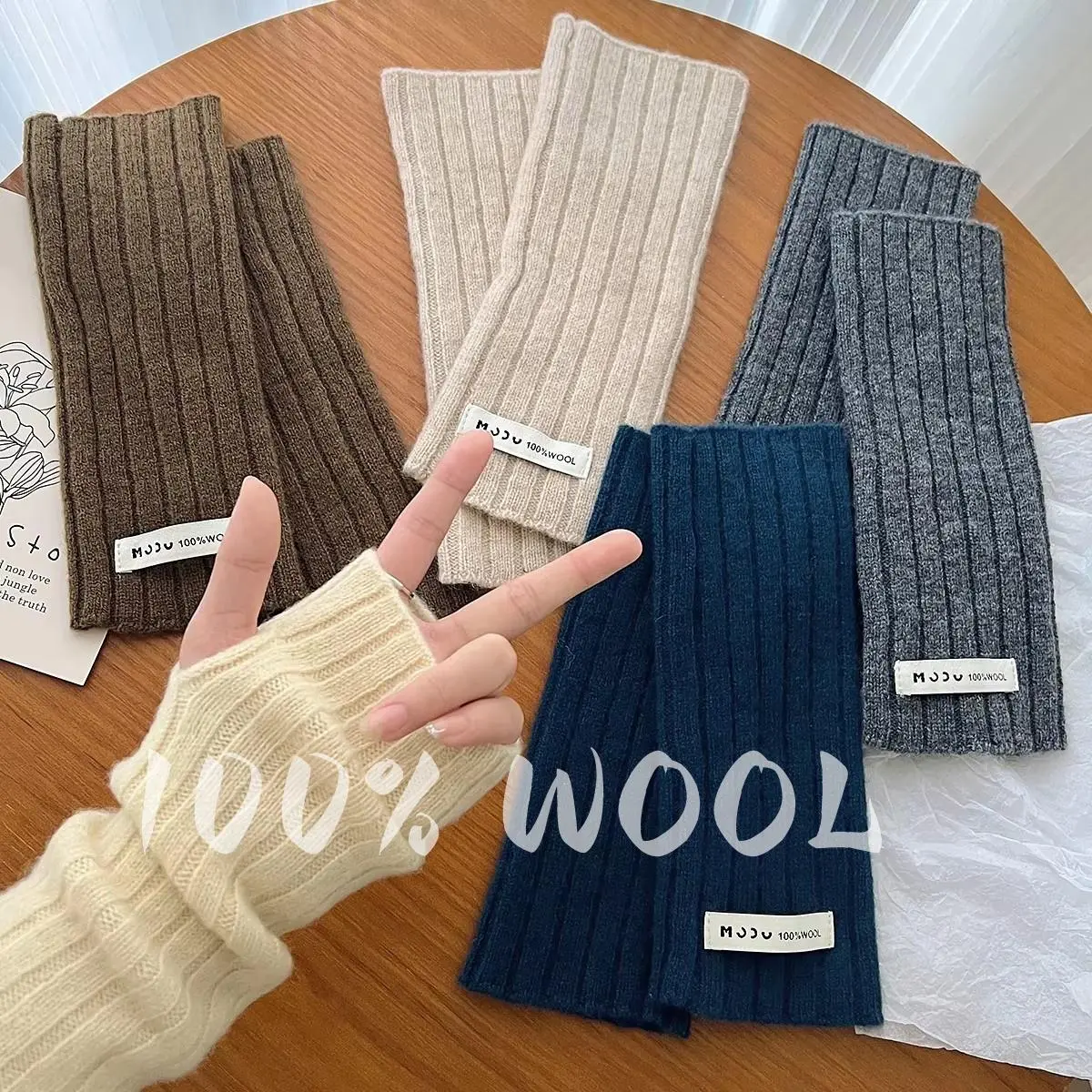 Women's 100% Wool Casual Touch Screen Gloves, 2025 Classic Plain Wrist-Length, 1-Size Fits Autumn-Winter Keep Warm Knitted Fashion Gloves