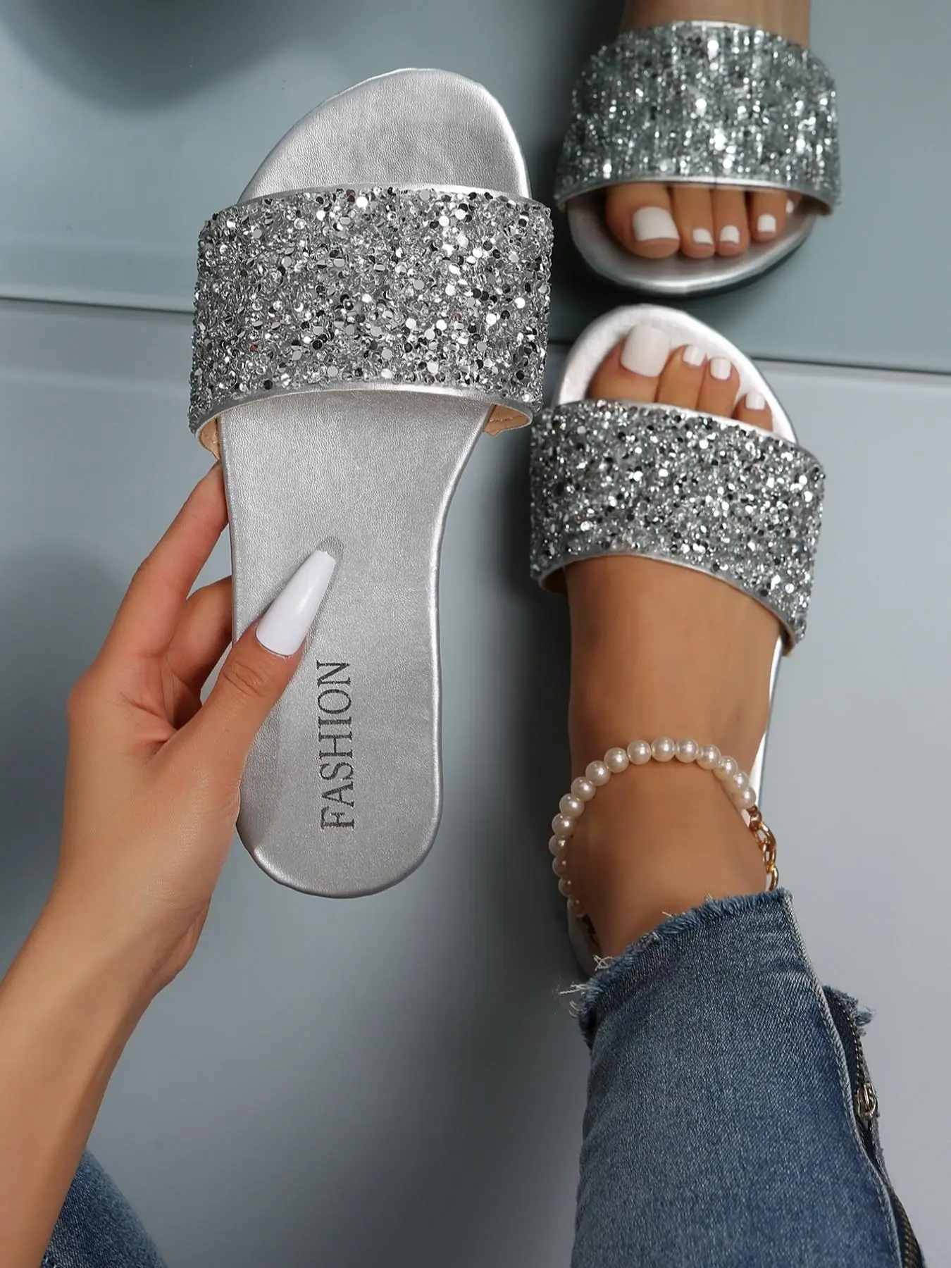 Women's Elegant Glittering Sequin Flat Sandals, Trendy Open Toe Slip on Sandals, Fashionable Shoes for Summer Beach Wear, Sandals Women 2024