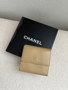 Pre-owned CHANEL caviar wallet CC Coin Compact Wallet