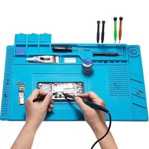 Soldering Station Mat, 1 Count Silicone Work Mat, Heat Resistant Anti-static Magnetic Mat for Electronic Phone Laptop Watch Repair Tool