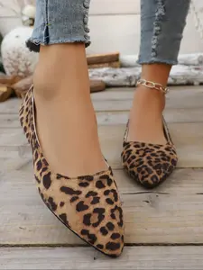 Women's Pointed Toe Slip-On Shoes, Casual Textile Upper Rubber Sole, Breathable Non-Slip Daily Wear, Spring & Fall Fashion Sneakers, Footwear