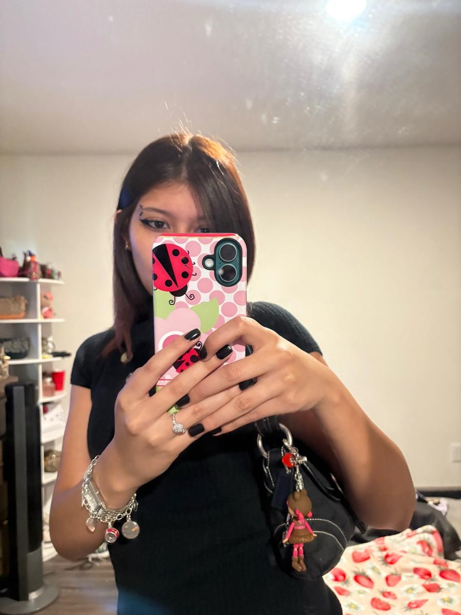 Item: Mixed Color , iPhone 16 Plus