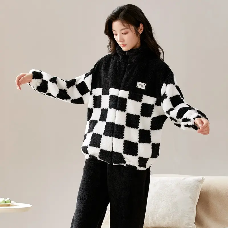 Cuddly Women's Sleepwear Set with Soft and Plush Fabric for Ultimate Comfort, Classic Style PJs with Long Sleeve Top and Elastic Waistband
