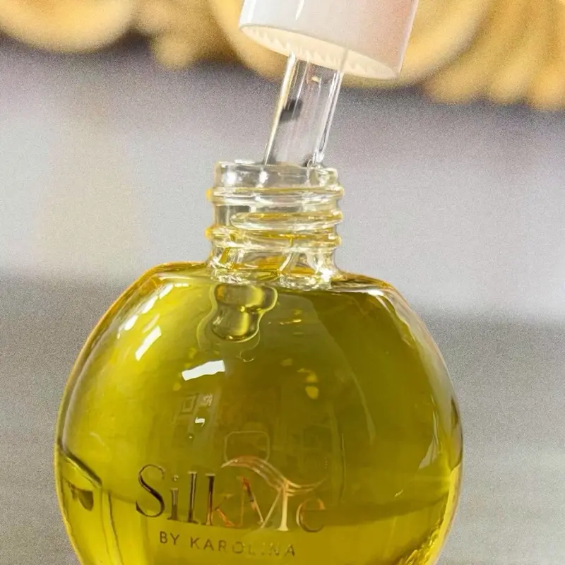 Silk me by Karolina