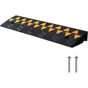 VEVOR Rubber Curb Ramp 4.25 Rise Height, 11.8 Width 19.7 Length Driveway Ramp for Curb, 15T Heavy Duty for Forklifts, Trucks, Buses, Cars, Wheelchairs, Bikes