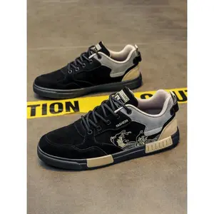 Men’s fashionable dragon print lace-up sneakers—casual, comfortable, breathable sports shoes with a round toe that go well with anything for everyday wear