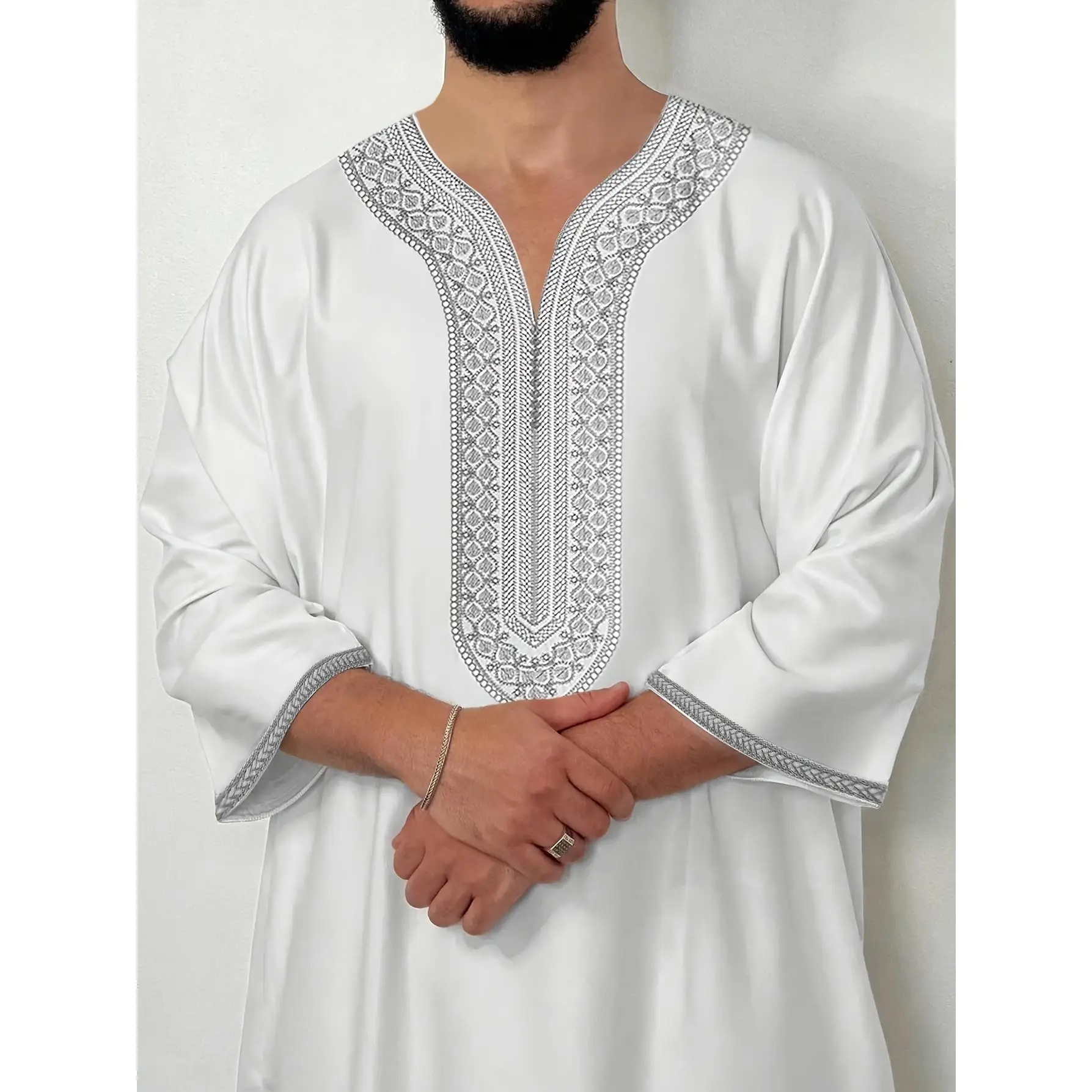(Zhiyu's selection) A solid color loose Moroccan Men's robe, pure white Silvery thread embroidered robe, Muslim fashion traditional festival clothing,