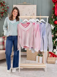 The Iconic Two-Tone Sweater by DD Design | S-3XL