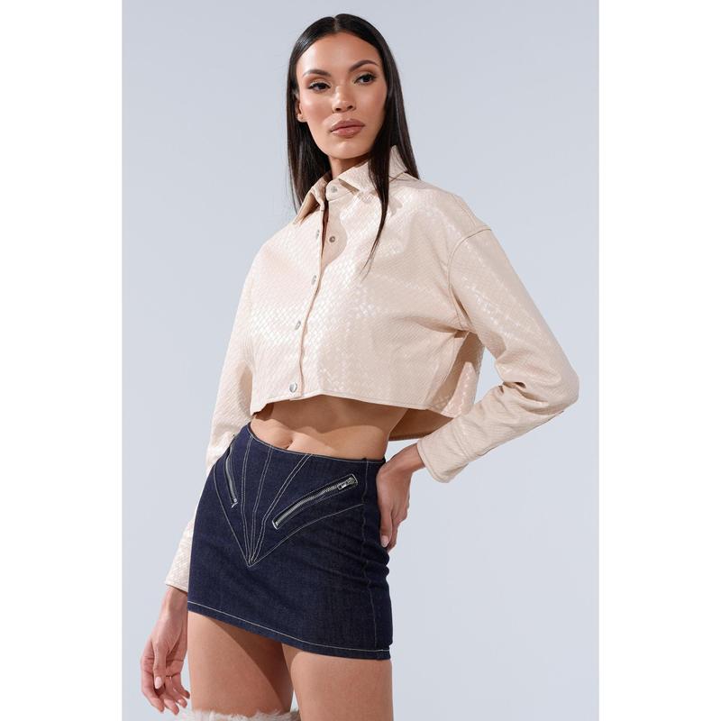 LUXURY GIRL WOVEN PU CROPPED BUTTON UP SHIRT IN IVORY