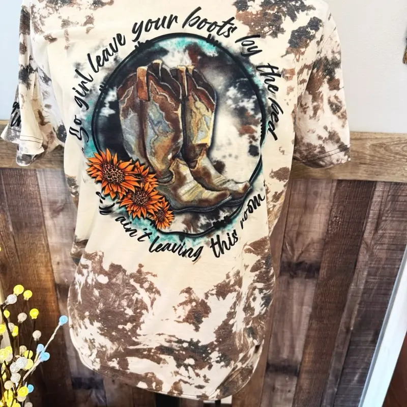 Cowprint Bleached Boots T-shirt