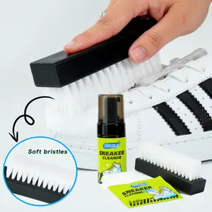 X-SMILE sneaker cleaning kit: white foam cleaner for removing dirt, suitable for various shoe types; wet wipes, ball-shaped cleaner, dry cleaning agent, and built-in cleaning brush.