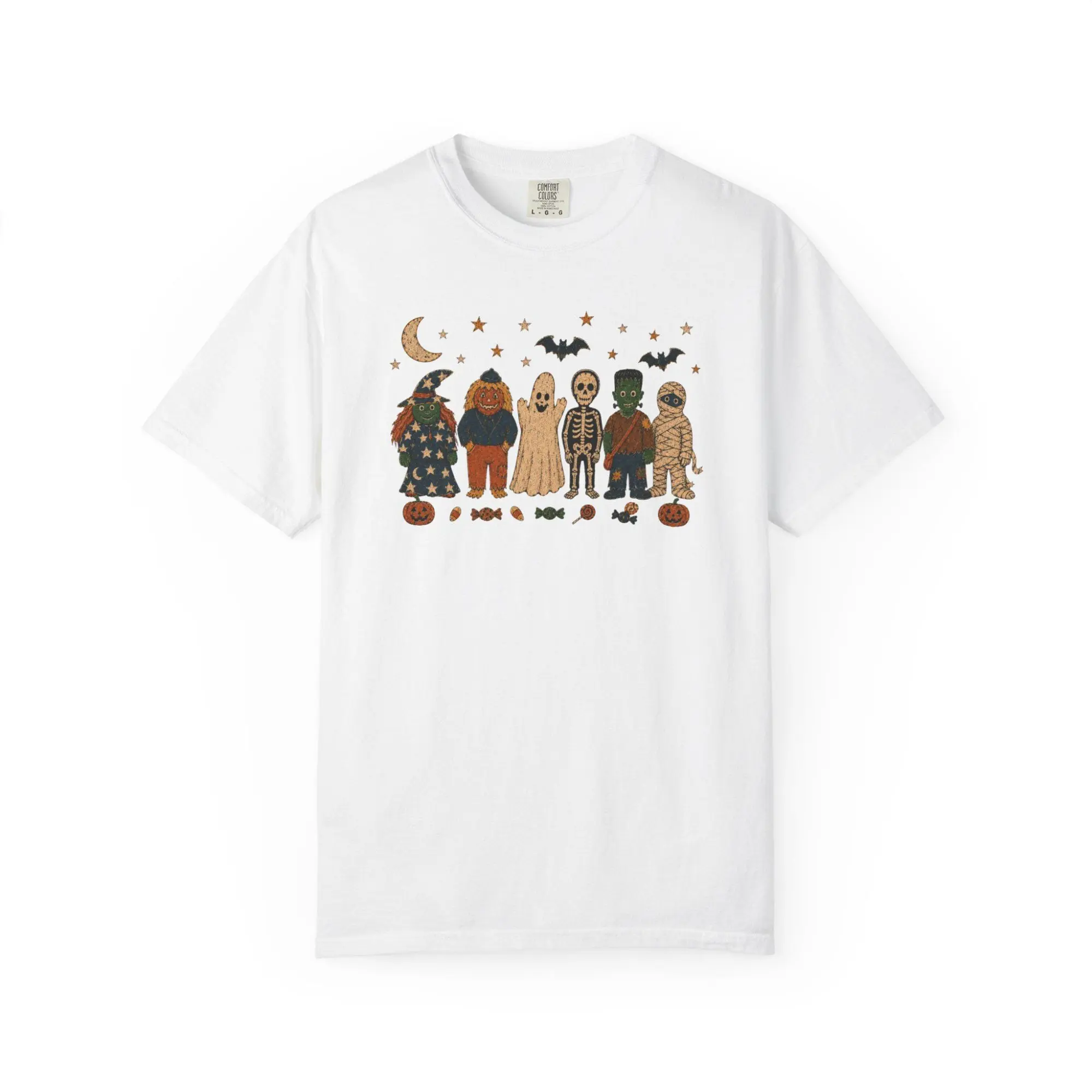 Women's Short-Sleeve Vintage 80's Halloween Characters Cartoon Print Top - Casual Style Spooky Retro Graphic Costume Tee