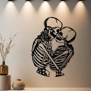 Housewarming Gift, 1pc Skeleton Couple Metal Wall Decor, Room Wall Art, Skeleton Couple Statue Mural Decorations with Premium Finish - Ideal Gift for Valentine's Day, Halloween, Housewarming, Wedding & Fall Decor - Metal Wall Sculptures