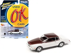 1980 Chevrolet Monte Carlo White & Dark Claret Brown Met Top & Hood Ltd Ed 3508 pcs 1/64 Diecast Model Car by Johnny Lightning