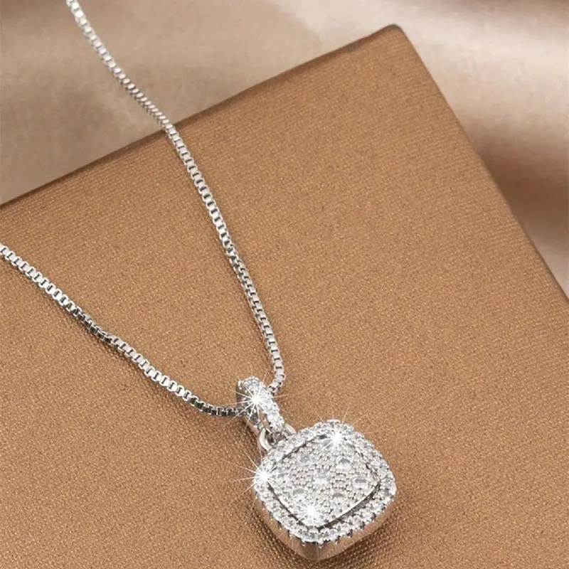 1 PC Charm Cubic Zirconia Sparkling Zirconia Cz Prong Necklace Pendant For Women Valentine's Day Gift Wedding Jewelry