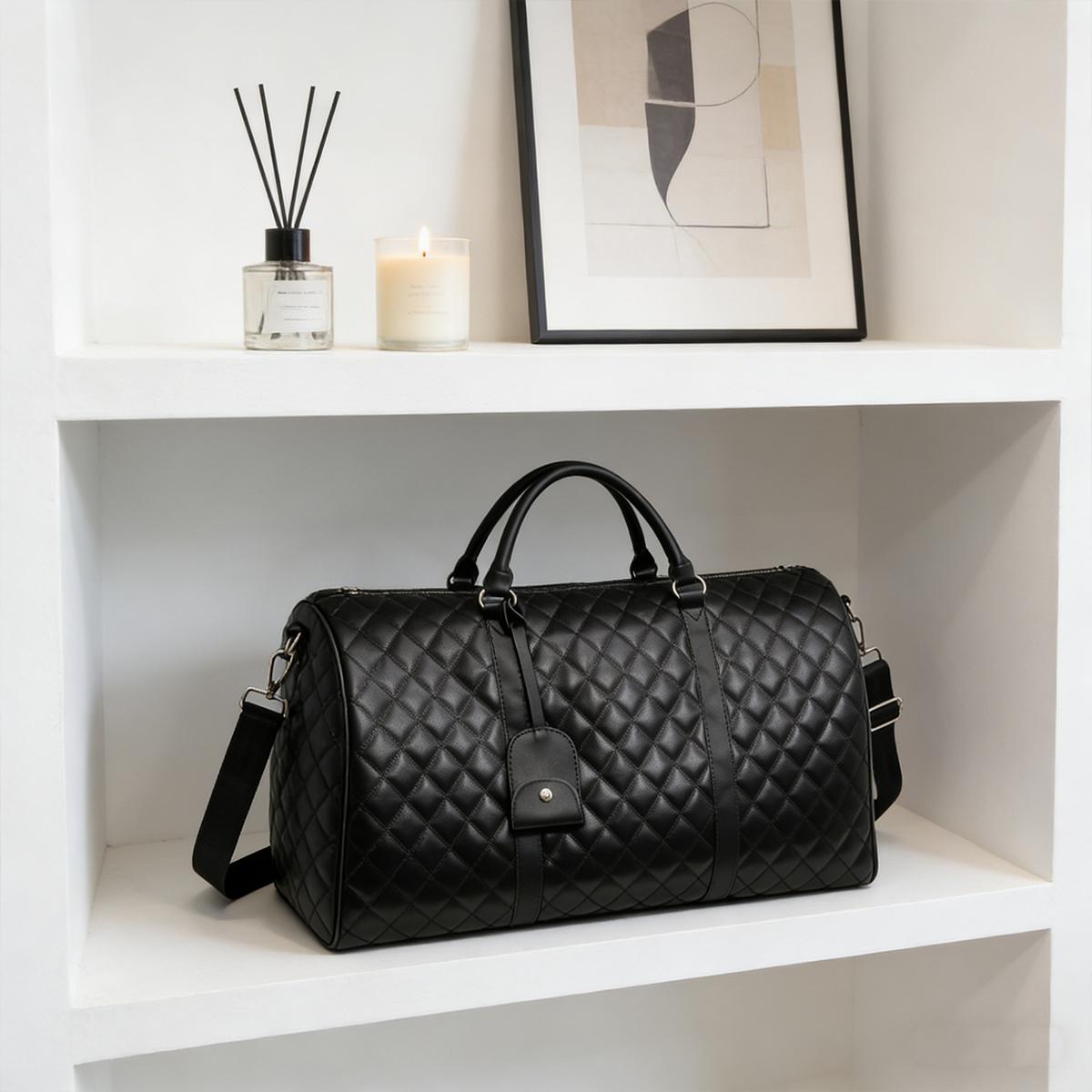 Large-capacity Travel Bag, Practical and Wear-resistant Tote, Suitable for Tourism, Fitness, and Work Trips Waterproof Waxed Canvas Duffle