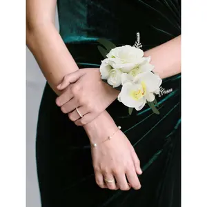 Rinlong White Orchid Wrist Corsage