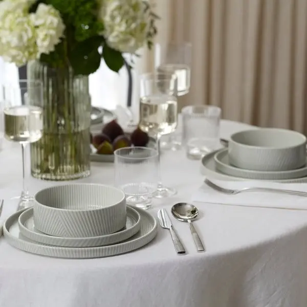 Lenox 897949 Modulus Vapor 16-Piece Modern Ribbed Texture Dinnerware Set - Everyday Use Elegant Round Plates Tableware Set