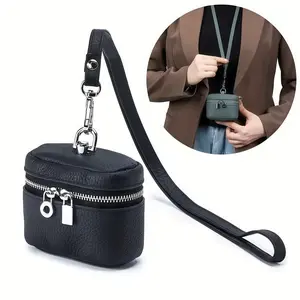 Small Makeup Zipper Bag,Lightweight Carry,Mini Travel Make up for Women Durable PU Leather bag Cosmetic Organizer, Brightness Toiletry Bag Portable Artist Storage,For Keys/Changes/Coins/Lipstick/Cards Bag Chic Women's Chain Crossbody Bag