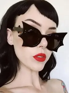Themed Bat Design Sunglasses, Fashionable Lightweight Black Sunglasses for Women & Men, Fashion Accessories for Party, Daily Clothing Decor, Gift