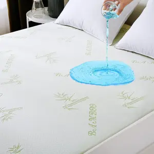 Premium 100% Waterproof King Mattress Protector Breathable Mattress Cover King Size Bed 3D Air Fabric Cooling Bed Pad Cover Deep Pocket 8"-21"