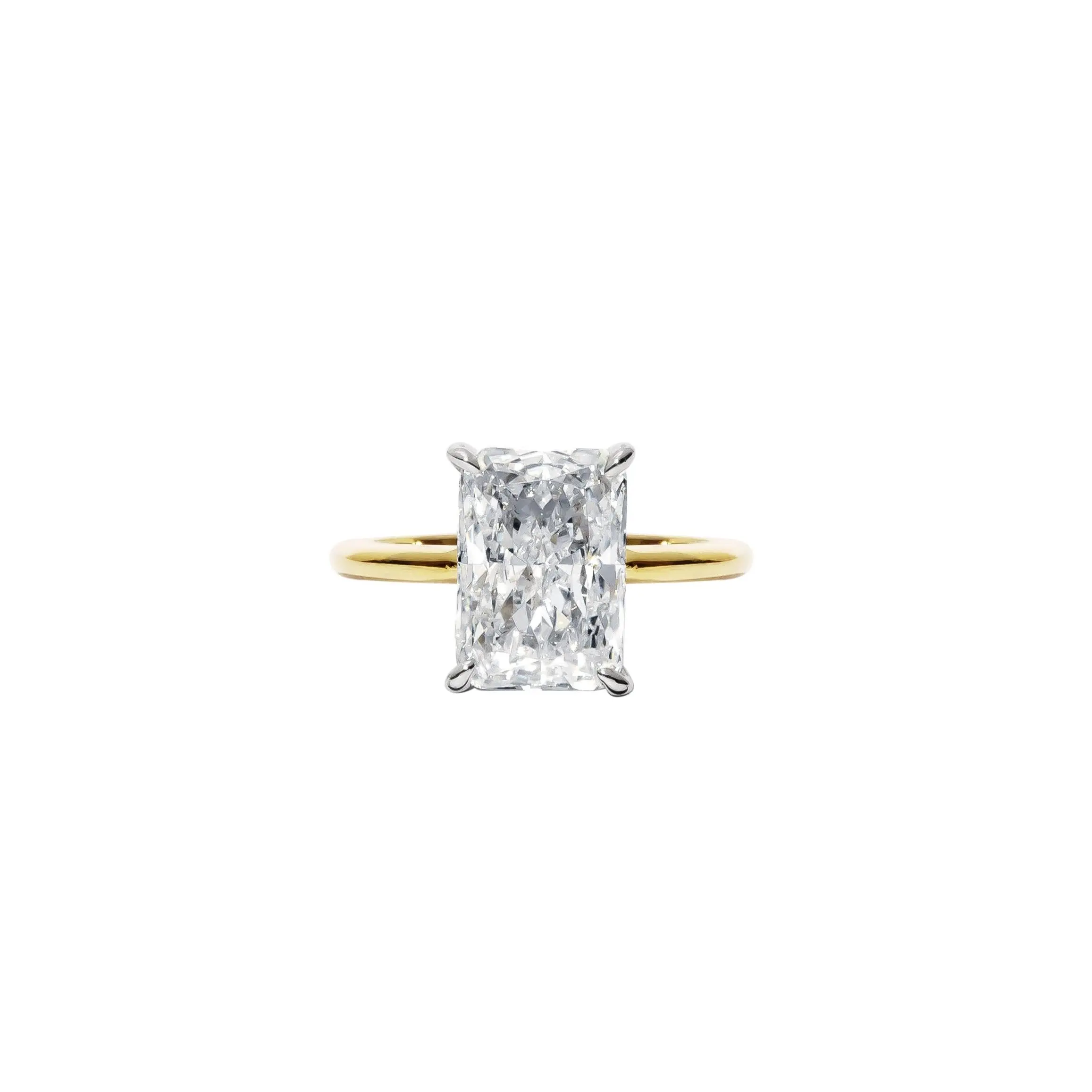 The Astrid Ring (3.3 Carat)