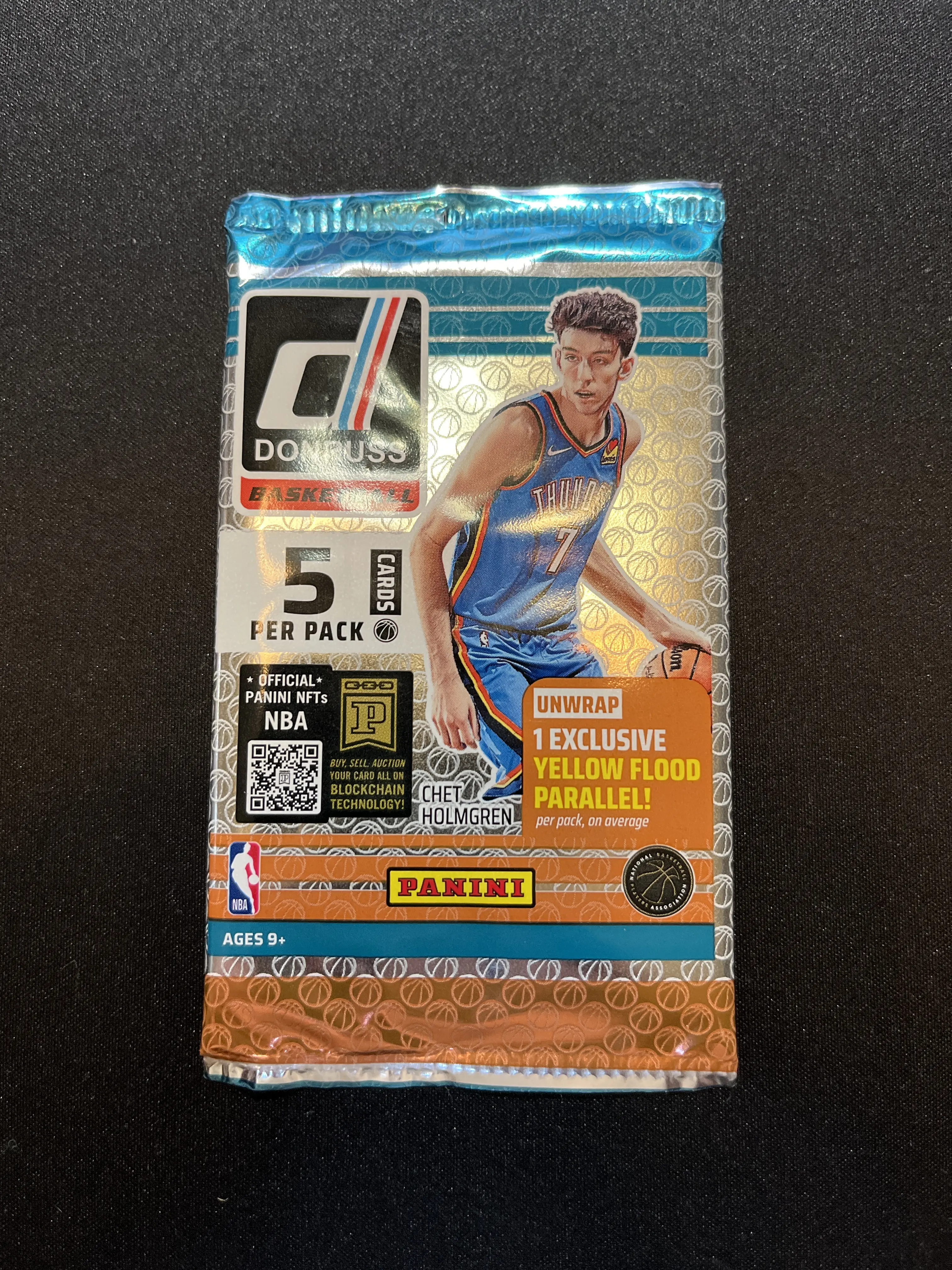 Donruss 2022 Basketball Single Pack - 5 Cards Per Pack with Exclusive Yellow Flood Parallel - Official NBA Trading Cards for Ages 9+